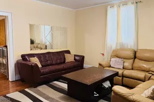 40 Glorieux St, Irvington, NJ 07111 - Photo 4
