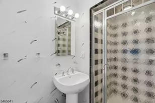 10 Aldom Cir, West Caldwell, NJ 07006 - Photo 8