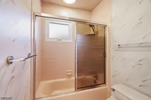 10 Aldom Cir, West Caldwell, NJ 07006 - Photo 12
