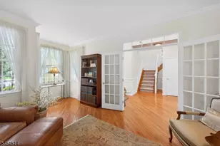 22 Benedict Crescent, Bernards Township, NJ 07920 - Photo 4