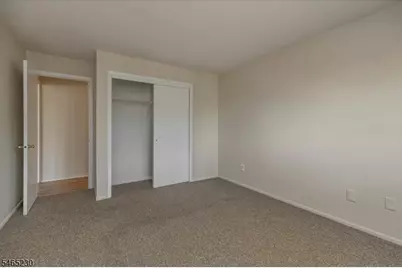 132 Indian Hollow Ct #132, Mahwah, NJ 07430 - Photo 16