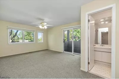 132 Indian Hollow Ct #132, Mahwah, NJ 07430 - Photo 10