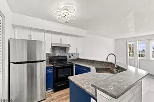 58 Cheswich Ct, Bedminster Township, NJ 07921 - Photo 8