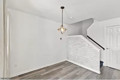 58 Cheswich Ct, Bedminster Township, NJ 07921 - Photo 4