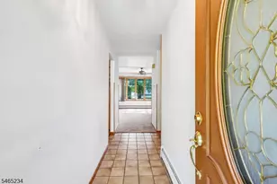 201 Kiwanis Dr, Wayne, NJ 07470 - Photo 4
