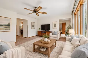 201 Kiwanis Dr, Wayne, NJ 07470 - Photo 14