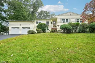201 Kiwanis Dr, Wayne, NJ 07470 - Photo 1