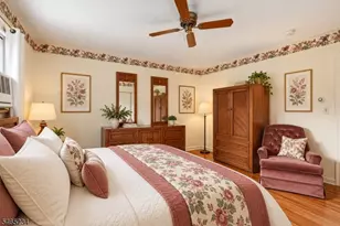 201 Kiwanis Dr, Wayne, NJ 07470 - Photo 16