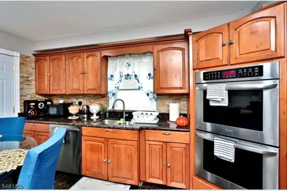 14-18 Sheridan Street, Irvington Twp., NJ 07111 - Photo 6
