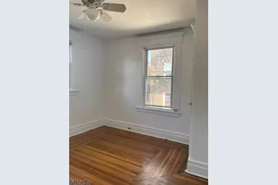 15 Brewster Ave, Ridgefield, NJ 07660 - Photo 6