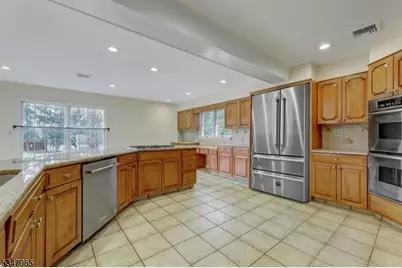 11 Old Tappan Rd, Old Tappan, NJ 07675 - Photo 18