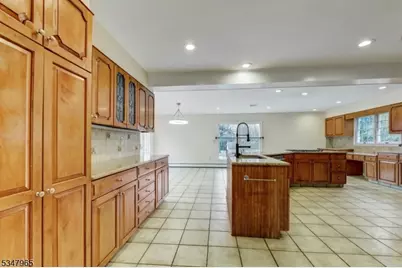11 Old Tappan Rd, Old Tappan, NJ 07675 - Photo 6
