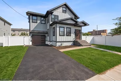 1123 Thompson Ave, Roselle, NJ 07203 - Photo 2