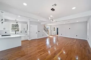 1123 Thompson Ave, Roselle, NJ 07203 - Photo 8