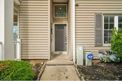 905 Montague Ave, Woodbridge Township, NJ 08830 - Photo 1