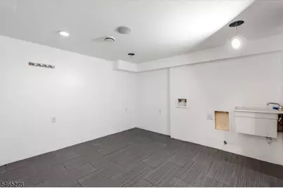 54 Hancox Ave, Nutley, NJ 07110 - Photo 22