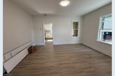 32 Willard St, Pompton Lakes, NJ 07442 - Photo 12