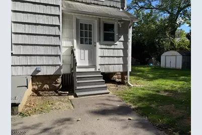 32 Willard St, Pompton Lakes, NJ 07442 - Photo 4