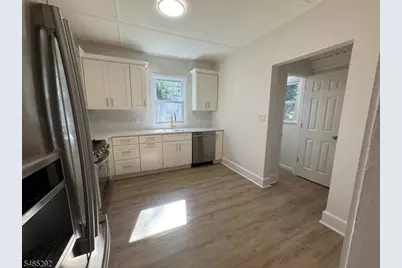 32 Willard St, Pompton Lakes, NJ 07442 - Photo 14