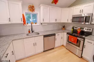 507 Tahama Rd, Vernon, NJ 07422 - Photo 10