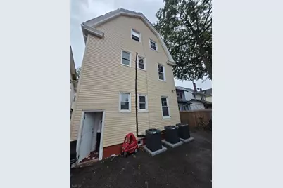 579 Stuyvesant Ave, Irvington, NJ 07111 - Photo 2