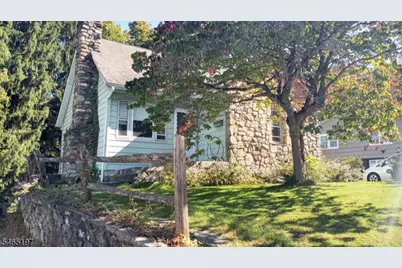 9 Richards St, Ogdensburg, NJ 07439 - Photo 2