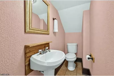 37 W Washington Ave, Washington Boro, NJ 07882 - Photo 12
