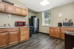 291 Pickford Ave, Phillipsburg, NJ 08865 - Photo 16