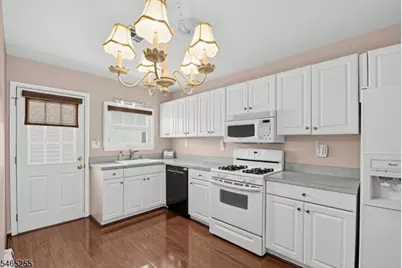 13 Venezia St, Berkeley Township, NJ 08757 - Photo 14