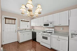 13 Venezia St, Berkeley Township, NJ 08757 - Photo 14