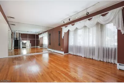 77 Harrison St, Clark Township, NJ 07066 - Photo 20