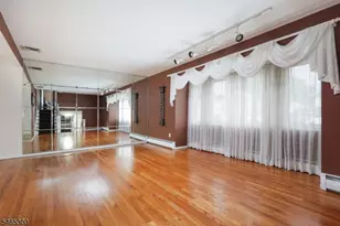 77 Harrison St, Clark Township, NJ 07066 - Photo 20