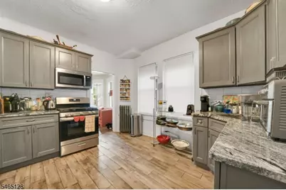 42 N Willow St, Montclair, NJ 07042 - Photo 12