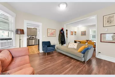 42 N Willow St, Montclair, NJ 07042 - Photo 4