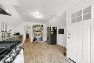 42 N Willow St, Montclair, NJ 07042 - Photo 34