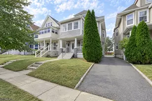 42 N Willow St, Montclair, NJ 07042 - Photo 2