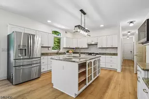 14 Eagle Dr, Raritan Township, NJ 08551 - Photo 10