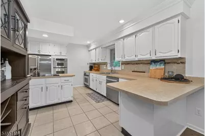 21 Alexandra Rd, Roxbury Township, NJ 07850 - Photo 12