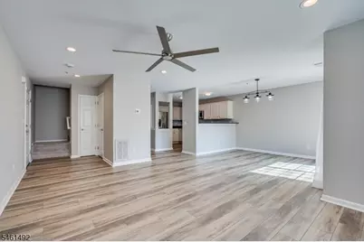 1092 Shadowlawn Dr, Green Brook Township, NJ 08812 - Photo 6