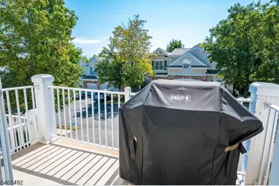 1092 Shadowlawn Dr, Green Brook Township, NJ 08812 - Photo 18