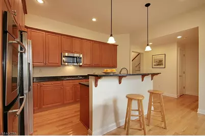 6 Carillon Cir, Livingston, NJ 07039 - Photo 14