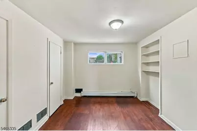 72 N Munn Ave, East Orange, NJ 07017 - Photo 24