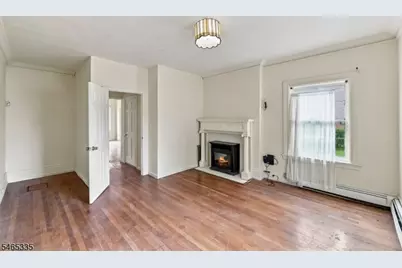 72 N Munn Ave, East Orange, NJ 07017 - Photo 8