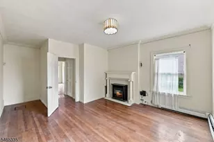 72 N Munn Ave, East Orange, NJ 07017 - Photo 8