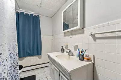 72 N Munn Ave, East Orange, NJ 07017 - Photo 38