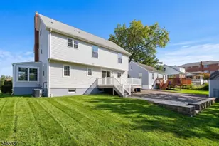 90 Hillside Ave, Springfield, NJ 07081 - Photo 10