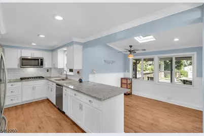 23 Evergreen Ave, Springfield, NJ 07081 - Photo 12