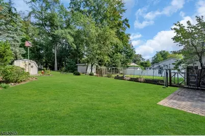 23 Evergreen Ave, Springfield, NJ 07081 - Photo 32
