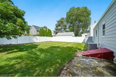 5 Omaha Dr, Cranford Township, NJ 07016 - Photo 32