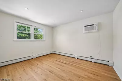 38 Serafin Pl, Glen Rock, NJ 07452 - Photo 14